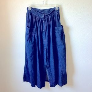 Rhapsody by Glazier-denim skirt, buttons, pockets.
